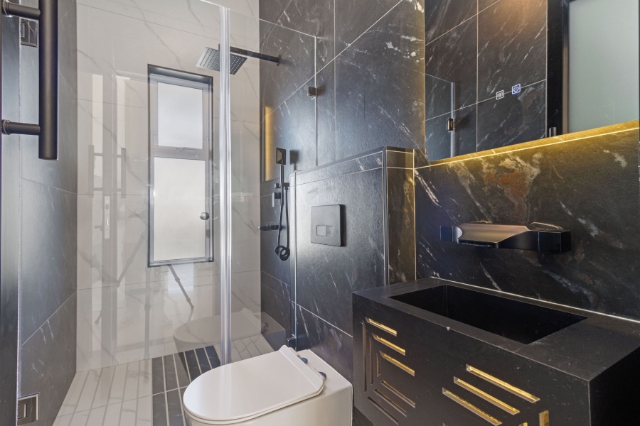 4 Bedroom Property for Sale in Sandown Western Cape